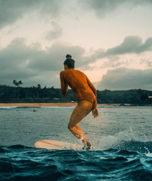 Mastering the Waves: The Ultimate Guide to Barefoot Surfing